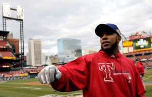 Elvis+Andrus+2011+World+Series+Game+2+Texas+Vj3Mb-phEnsl